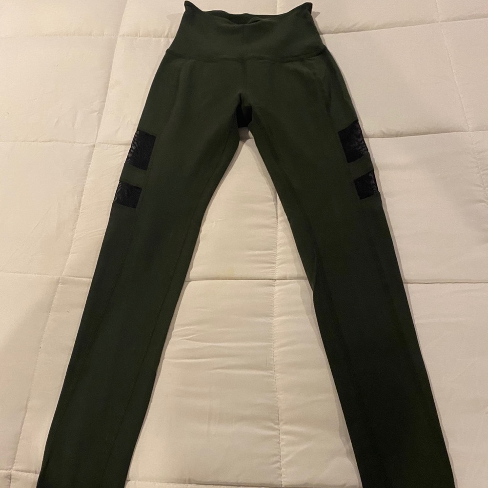 Beyond yoga leggings